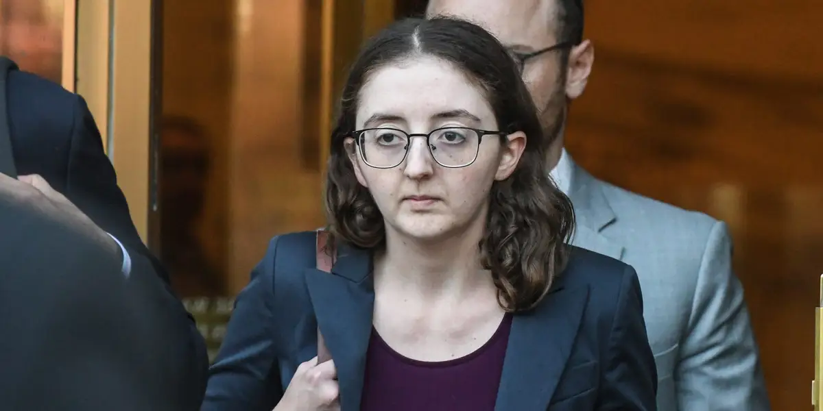 Fundador de instituição de caridade diz que deu secretamente um emprego a Caroline Ellison, figura de fraude da FTX