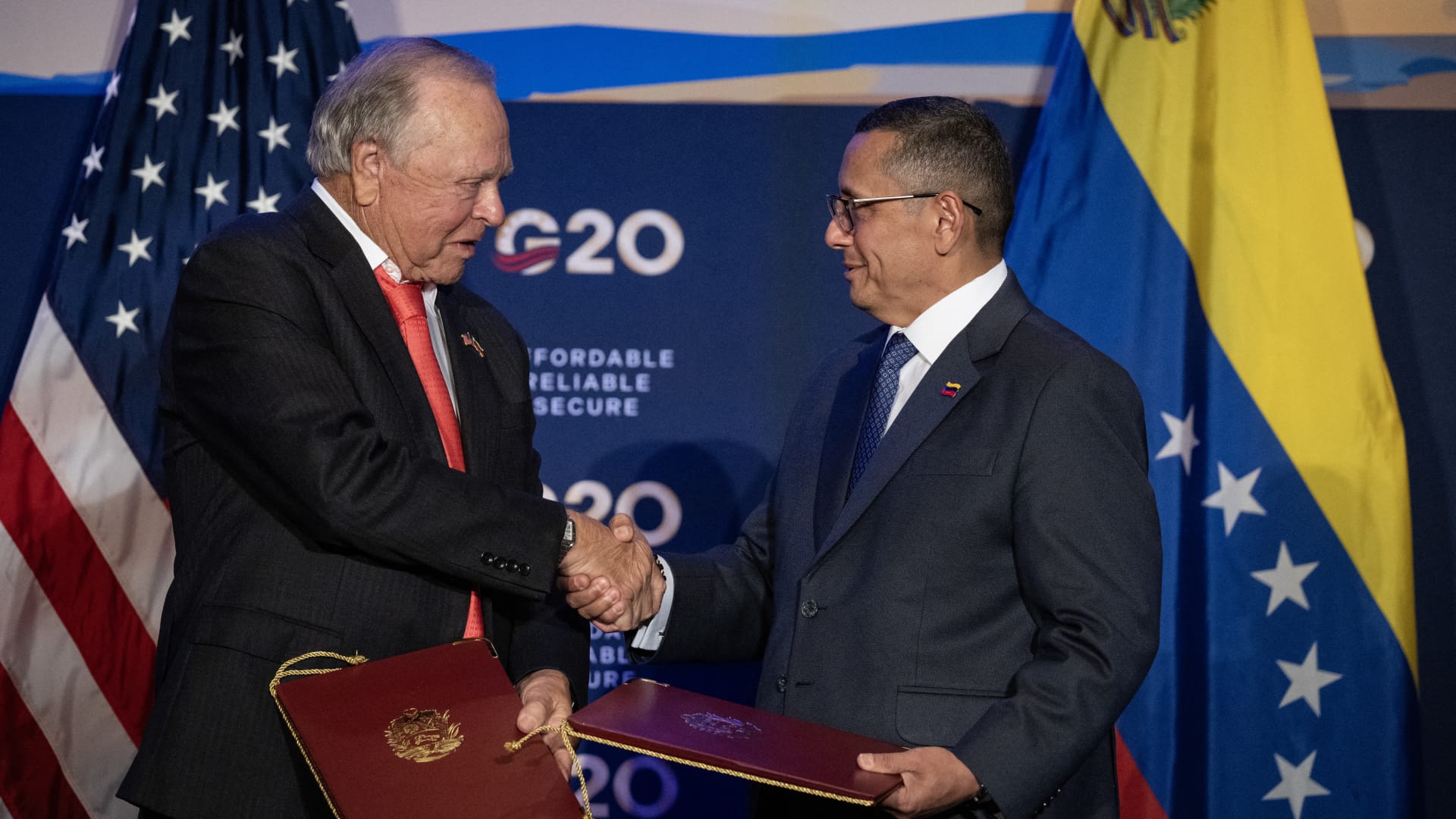 Continental Resources vai desenvolver importante campo de petróleo na Venezuela