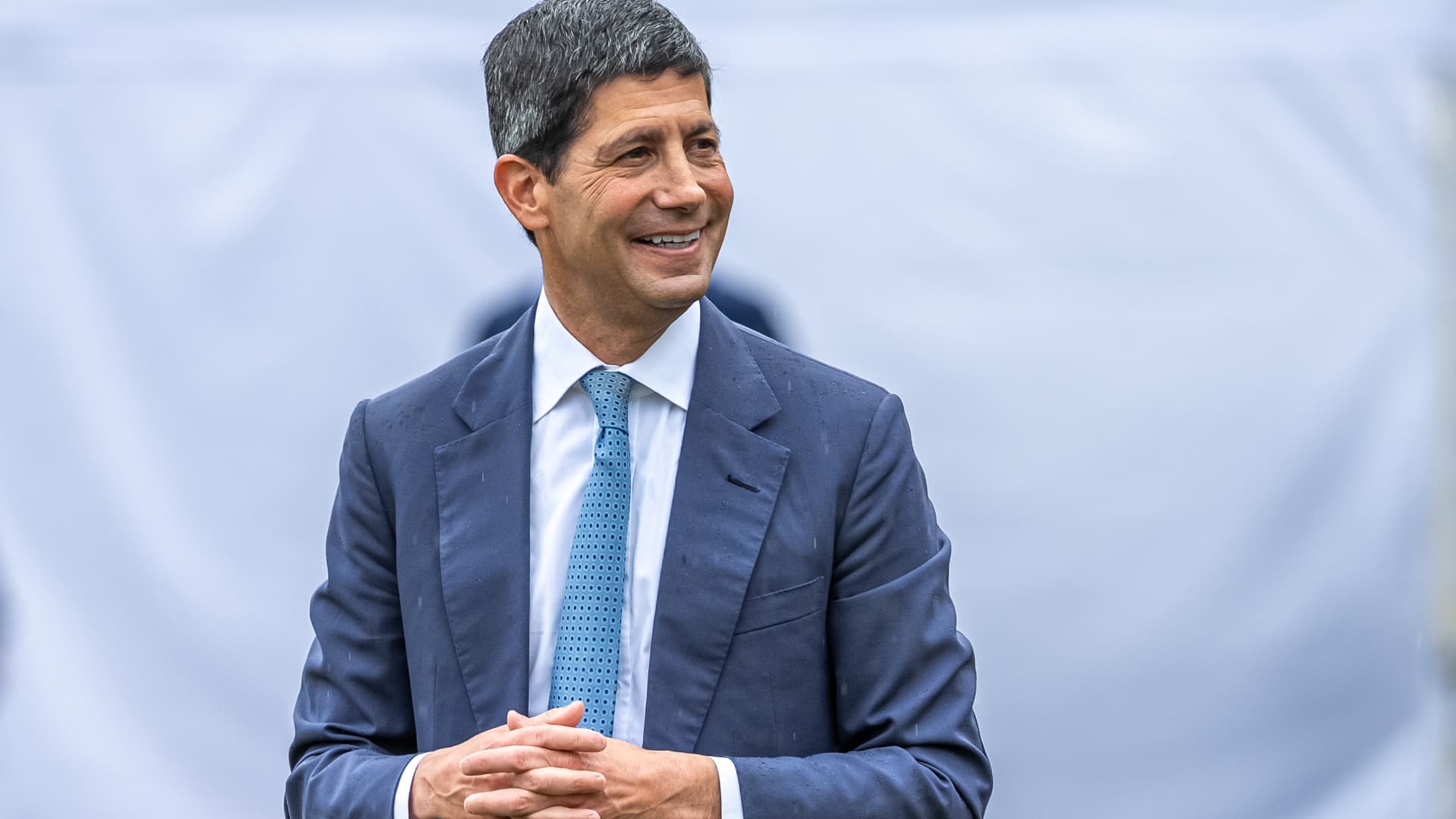 O Fed vai subir os juros pelo menos duas vezes no próximo ano, segundo pesquisa da CNBC
