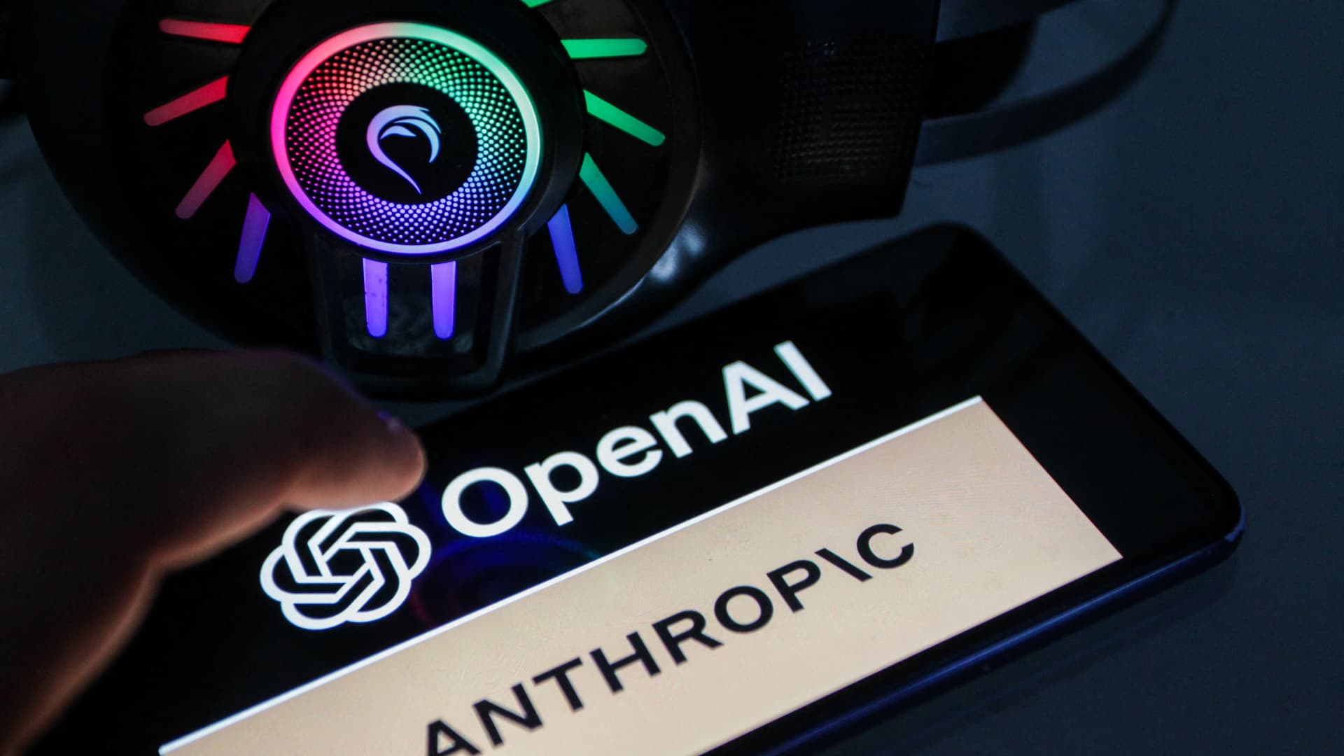 OpenAI afasta IPO este ano enquanto Altman, Musk e Amodei alertam que a IA está a avançar demasiado depressa