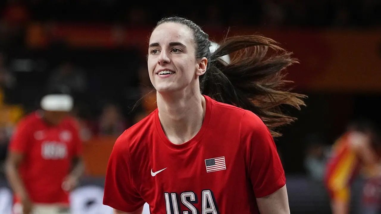 Estrela do basquete da Espanha, Megan DiLeo avalia o papel de Caitlin Clark no banco da seleção dos EUA antes da semifinal