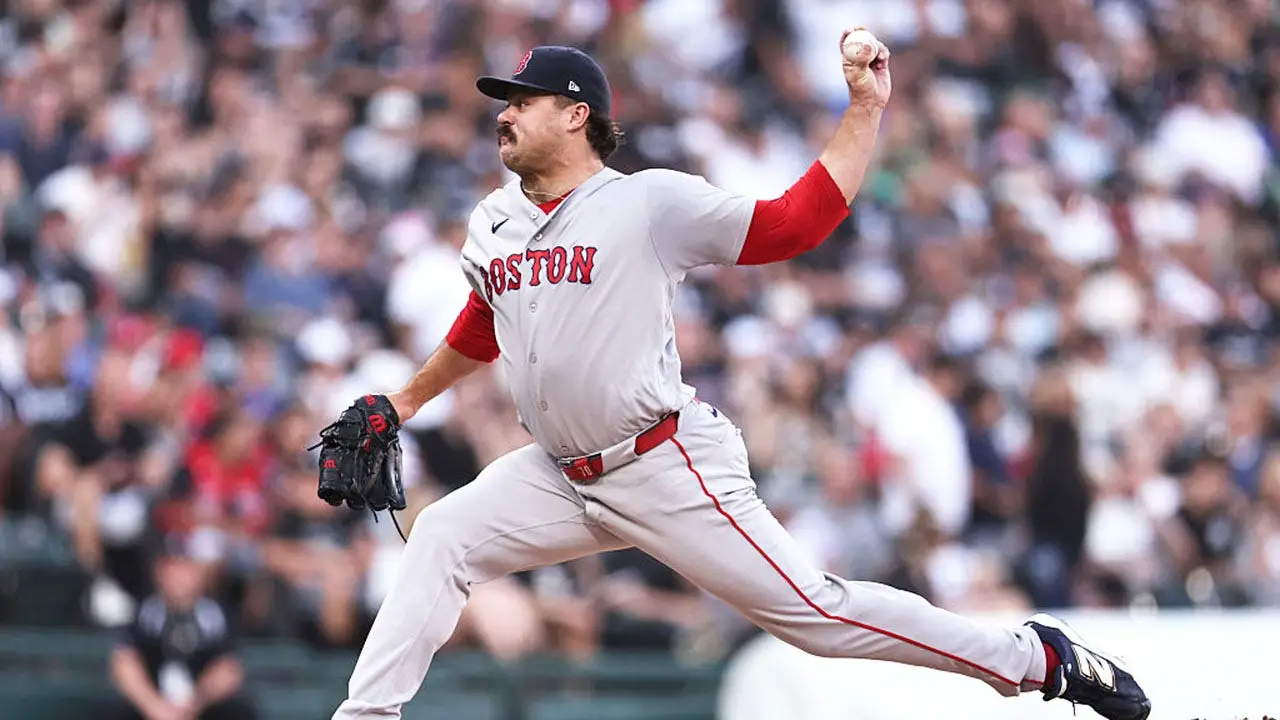 Novato bigodudo do Red Sox, Payton Tolle, abre o jogo com entrada imaculada e deixa Royals sem reação