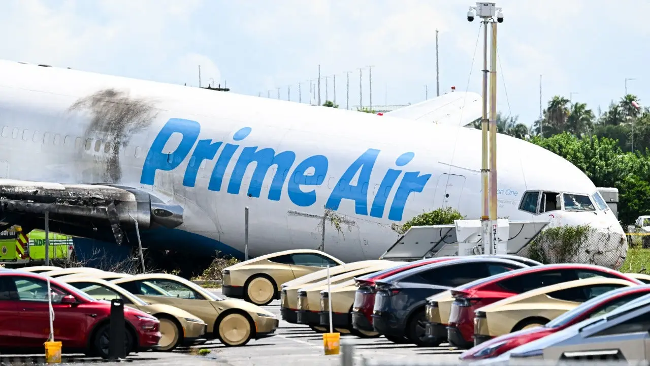 Piloto de carga da Amazon alertou repetidamente que aeronave estava 'rápida demais' antes de queda fatal em Miami, diz NTSB