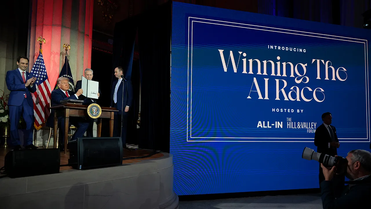 Trump anuncia nova 'Força de IA' e promete proteger a indústria com anúncio de czar da IA iminente