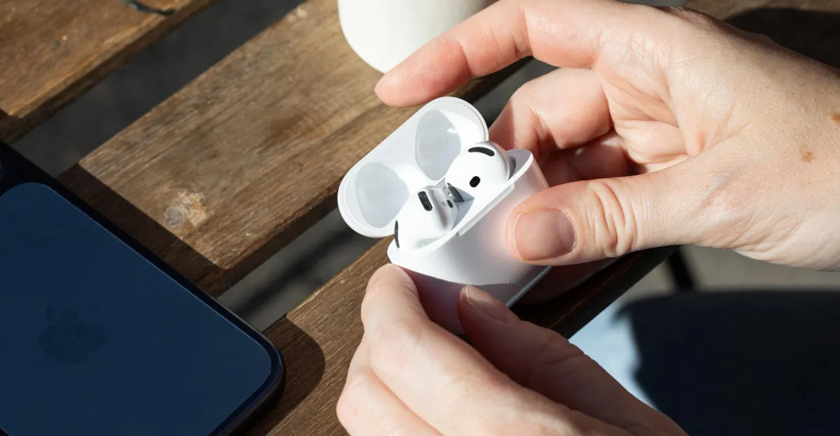 Os AirPods 5 premium são os melhores fones de ouvido open-ear que a Apple já fez