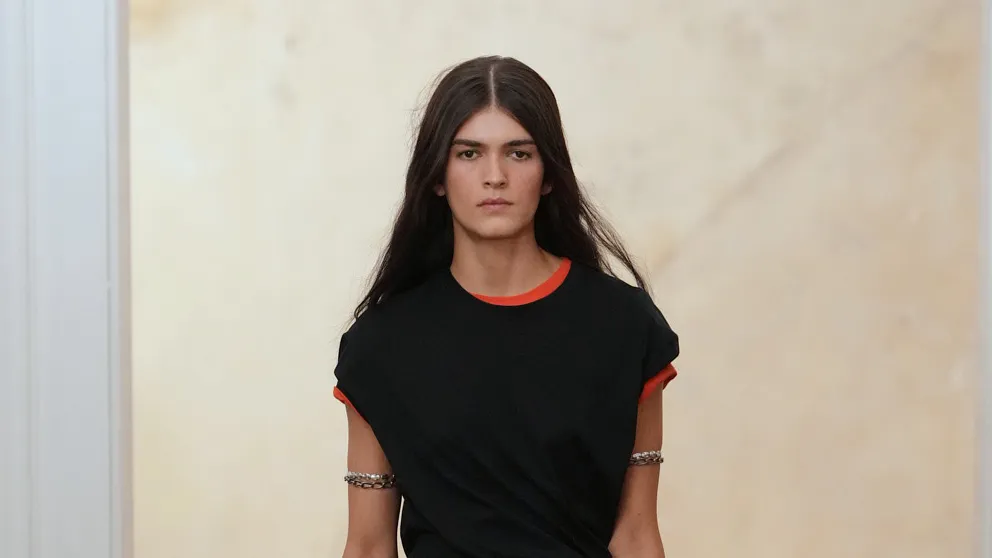 Coleção Ready-to-Wear Primavera 2027 de Eckhaus Latta | Vogue