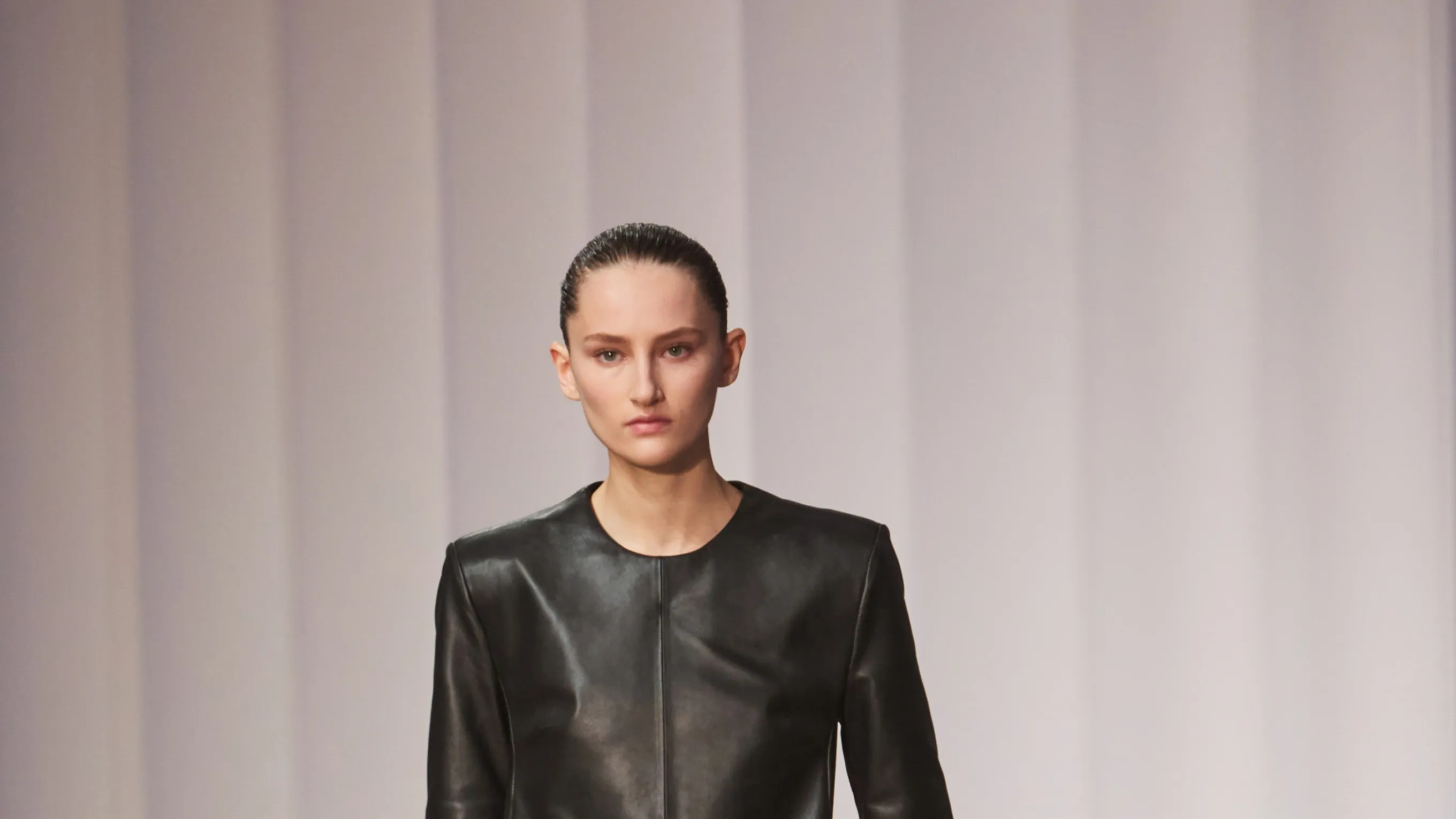 Coleção Ready-to-Wear Primavera 2027 de Simkhai
