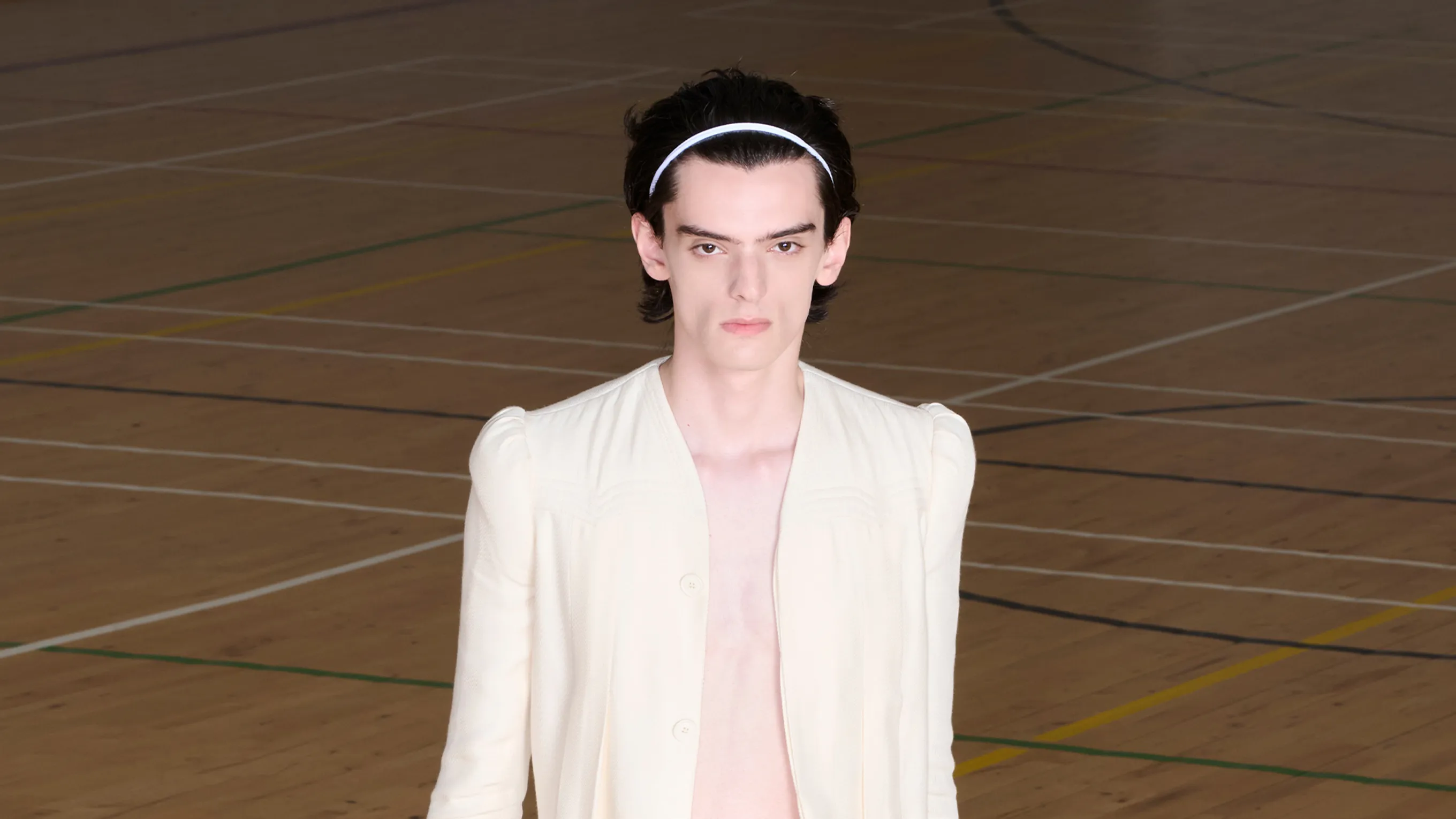 Coleção Ready-to-Wear Primavera 2027 de Stefan Cooke