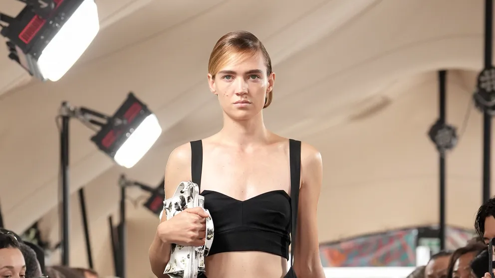 Coleção Ready-to-Wear Toga Primavera 2027 | Vogue