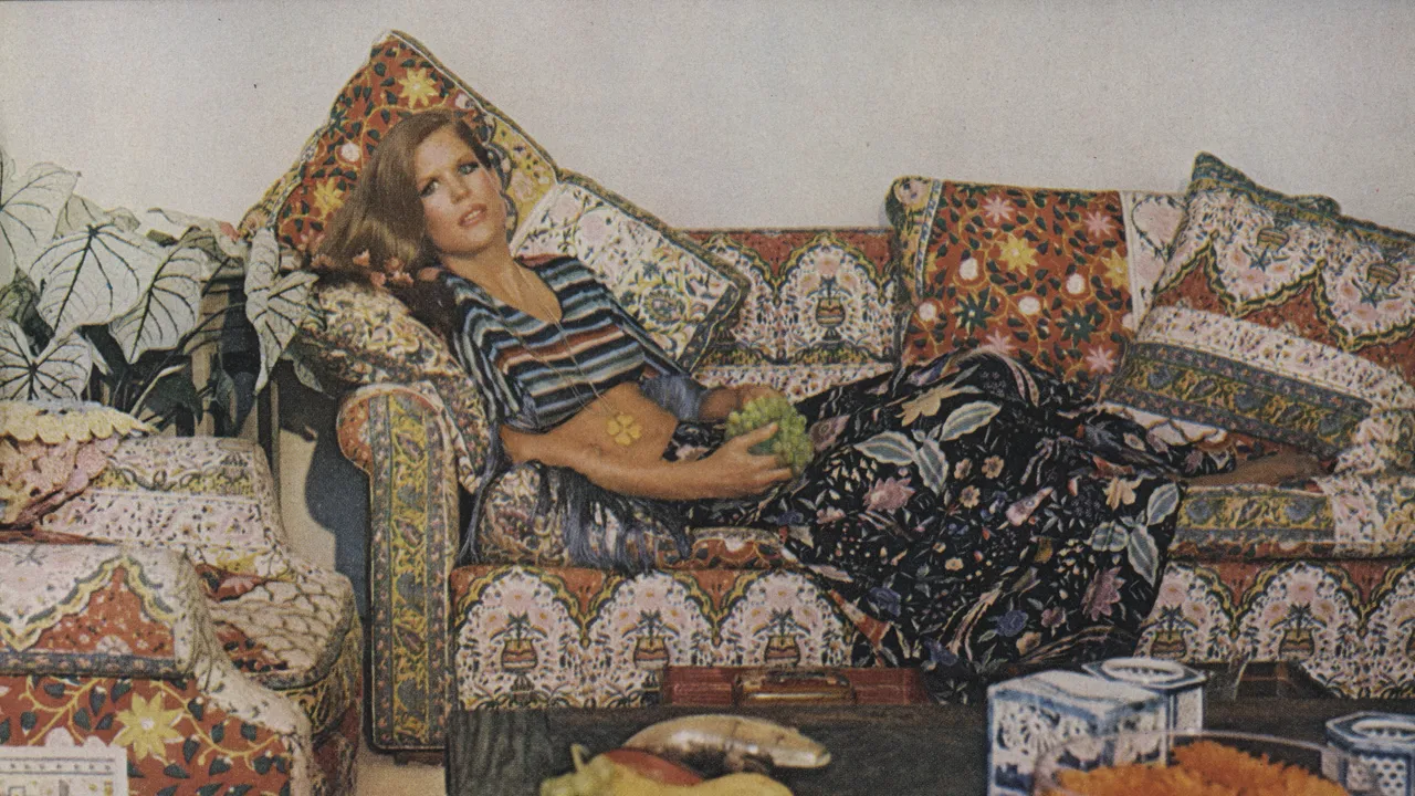 Veja a matéria da Vogue de 1972 que inspirou a sonhadora coleção de primavera de 2027 de Anna Sui